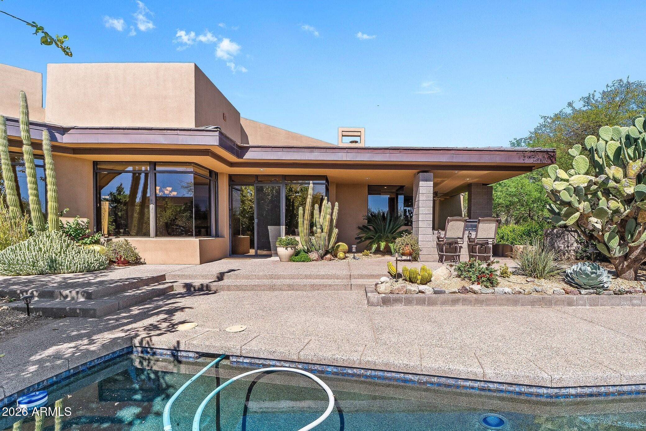 10675 E FERNWOOD Lane