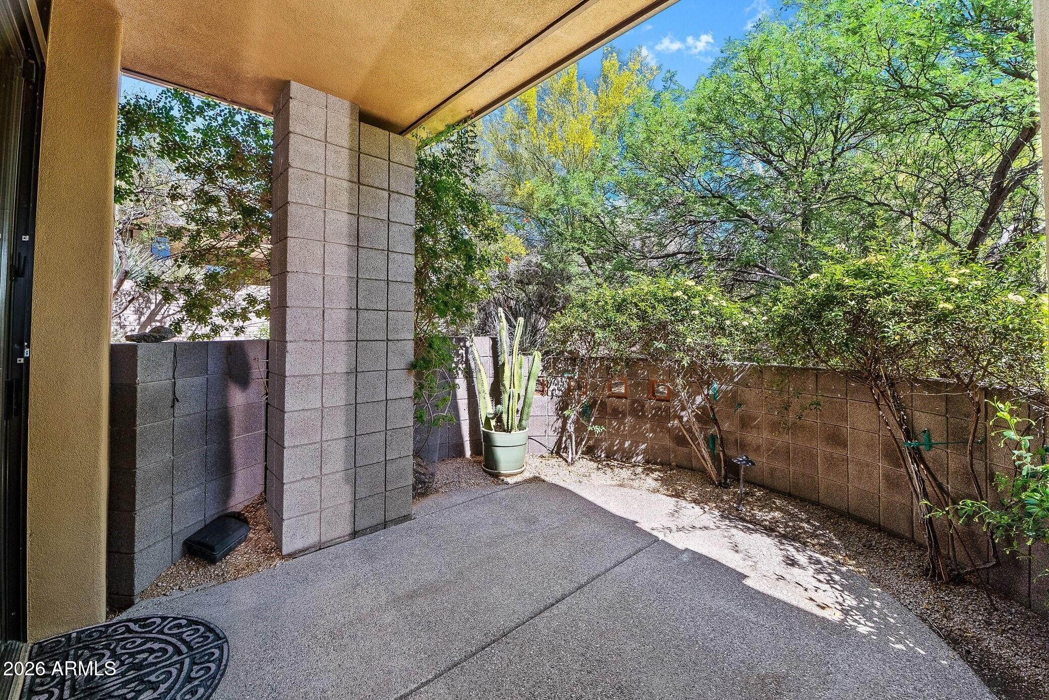 10675 E FERNWOOD Lane