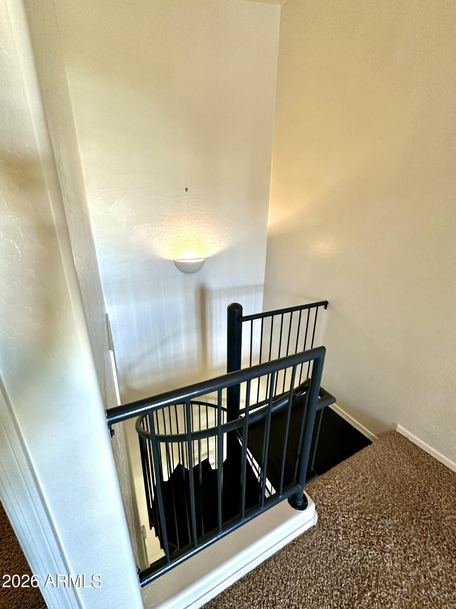 2264 E HUNTINGTON Drive