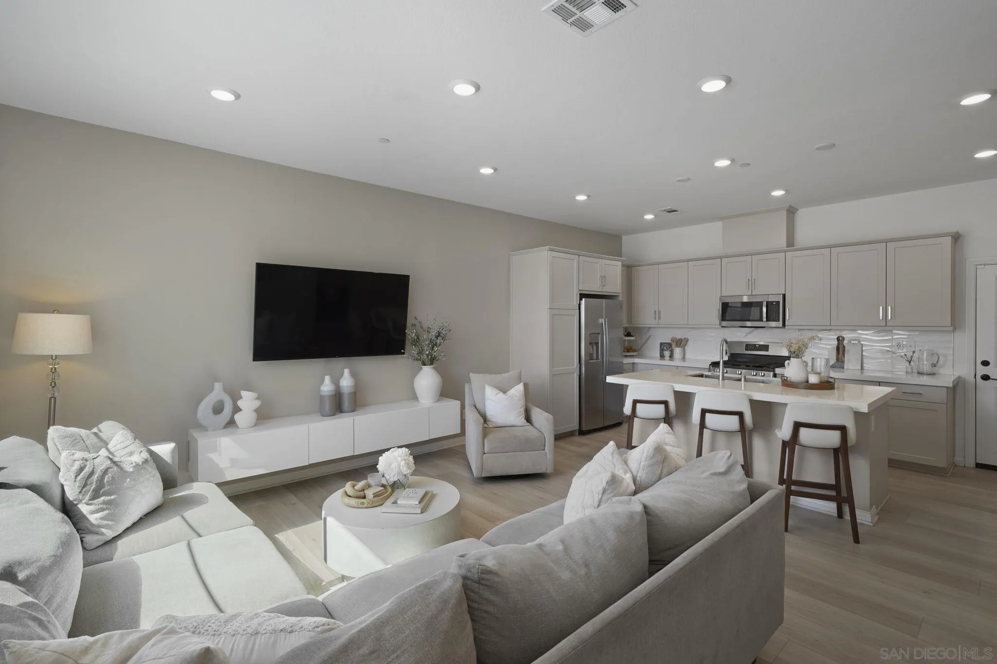 2101 Bluestone Circle