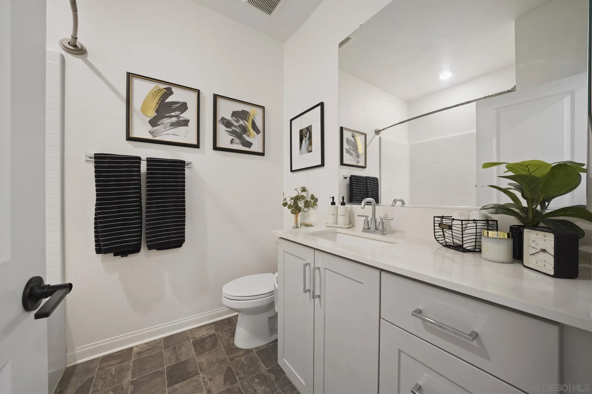 2101 Bluestone Circle