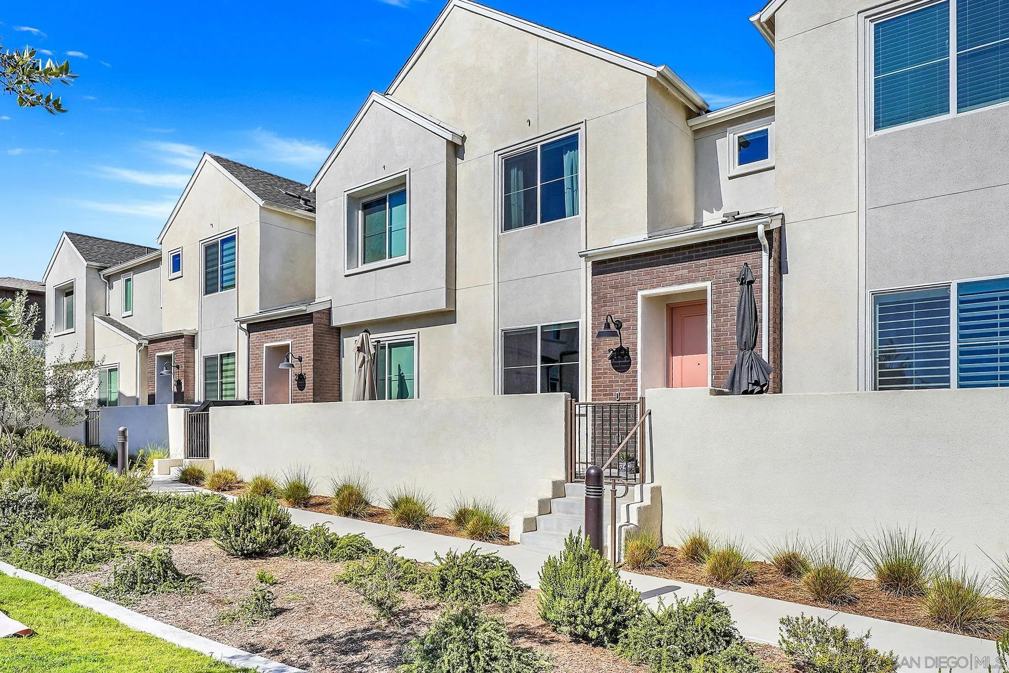 2101 Bluestone Circle