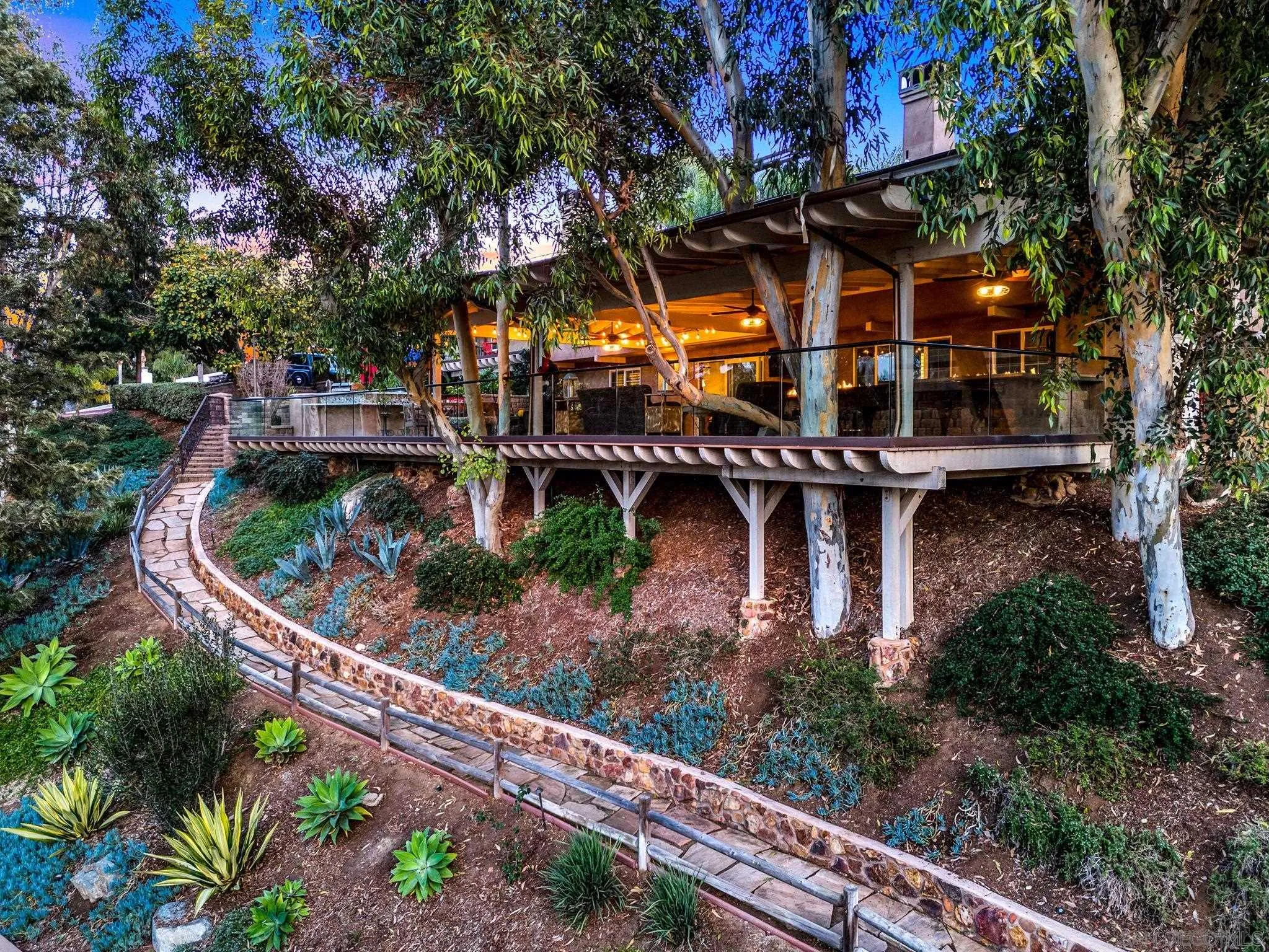 3919 Grevillea Way