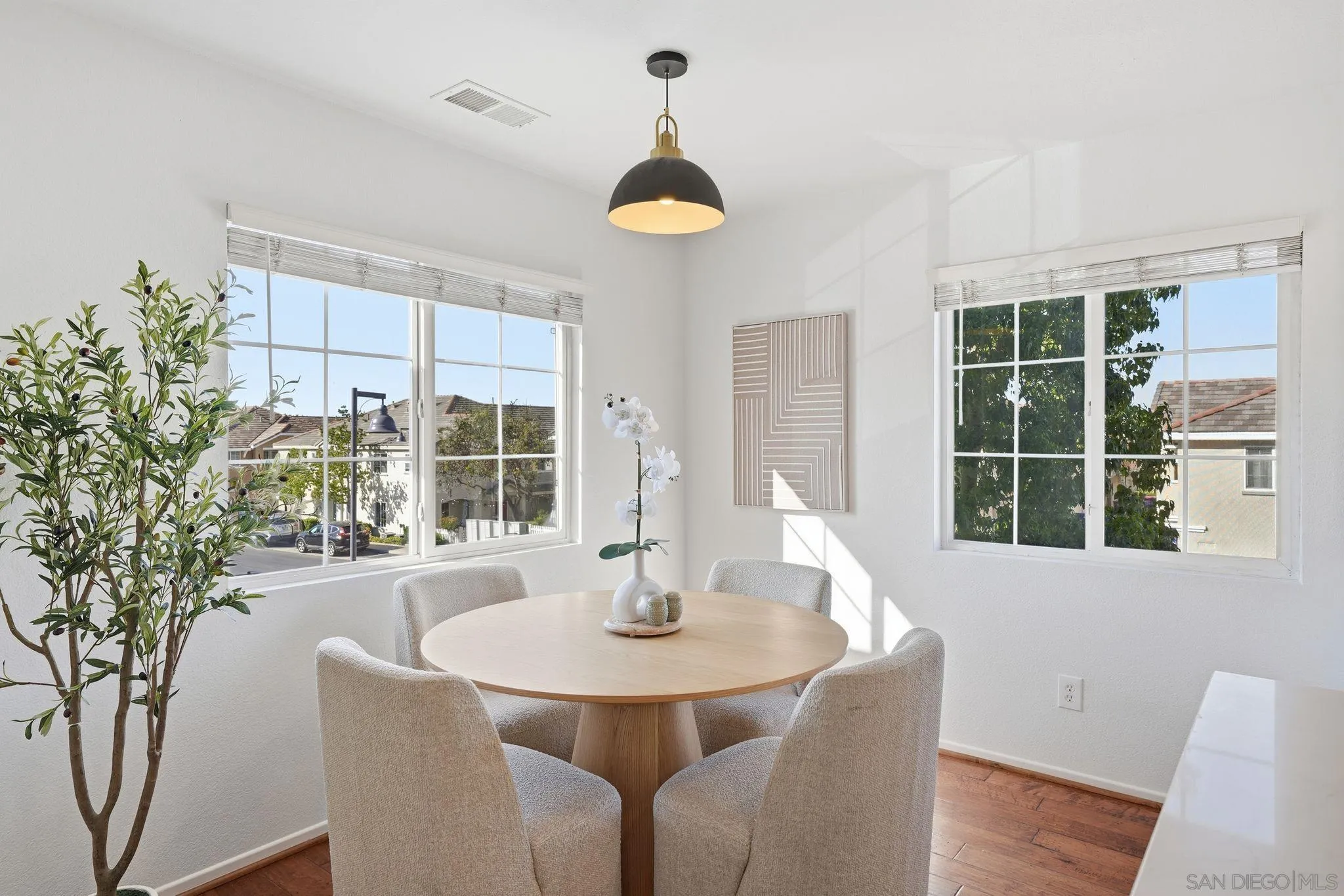 1453 Levant Ln Unit 1