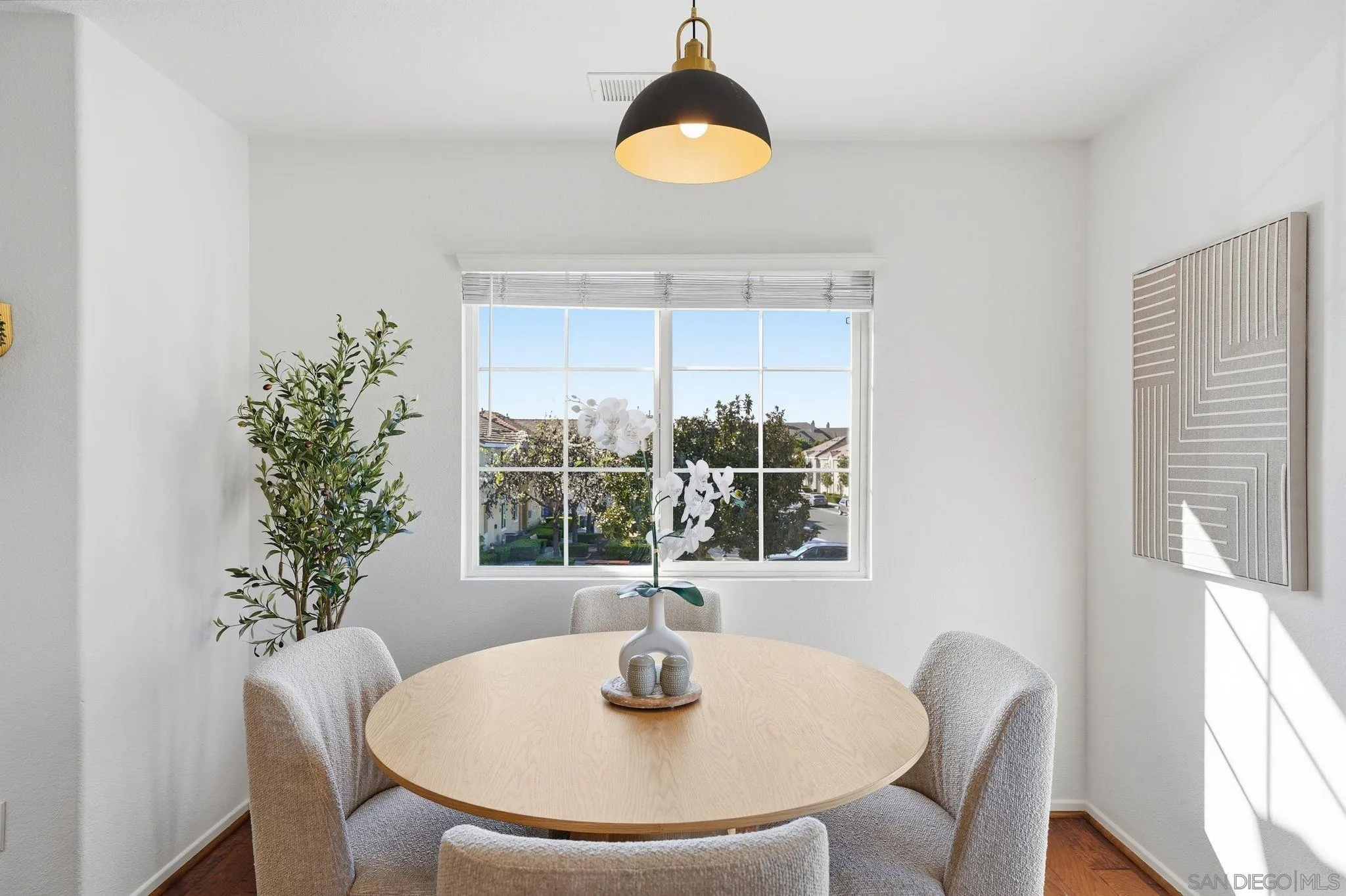 1453 Levant Ln Unit 1