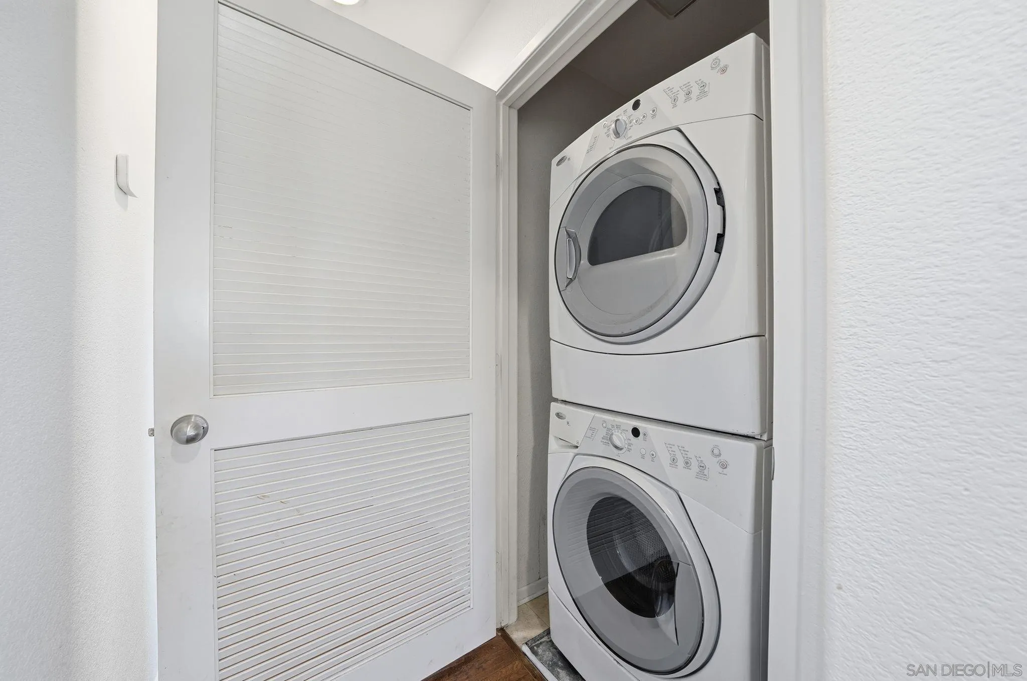 1453 Levant Ln Unit 1