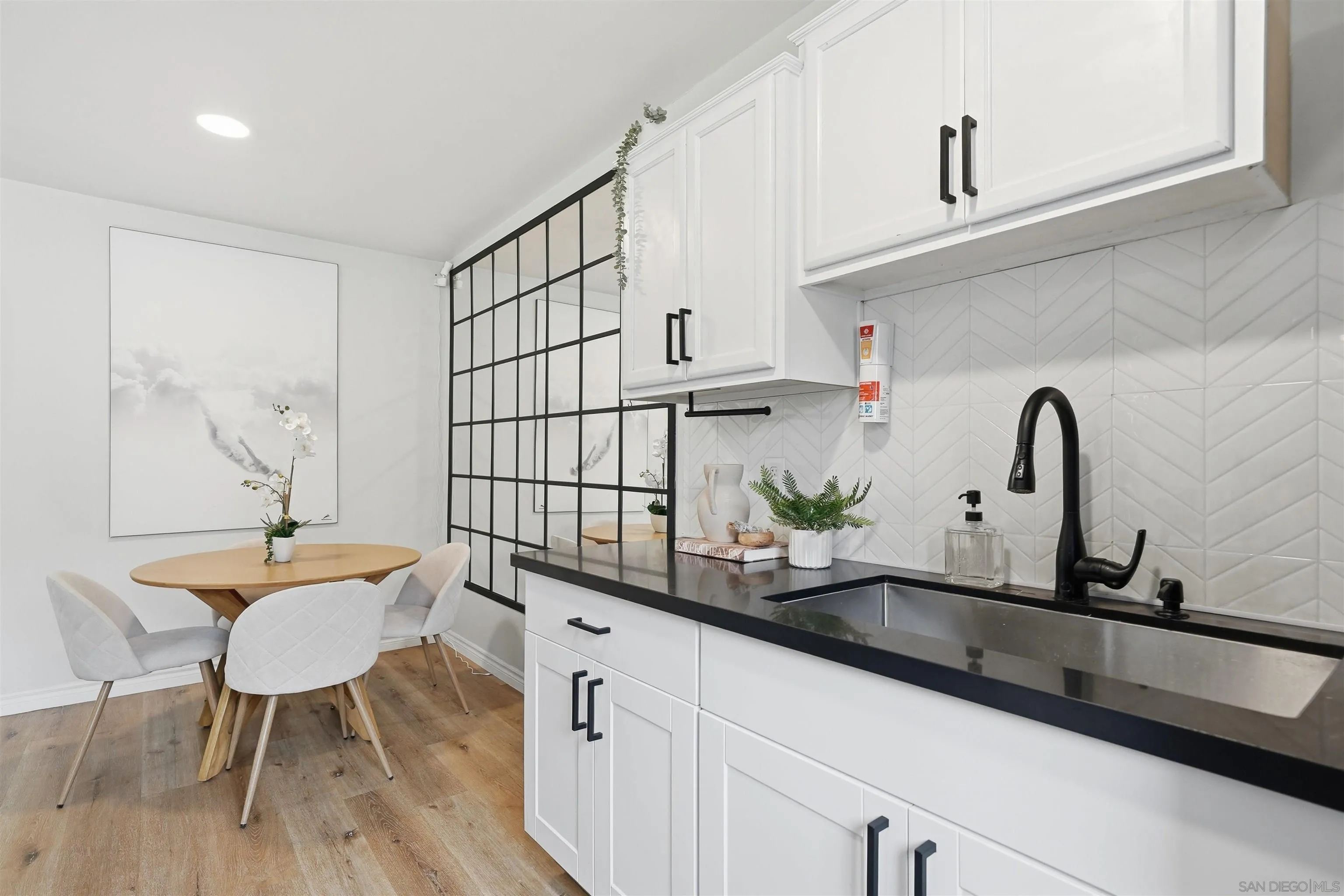 1340 Holly Ave Unit 18