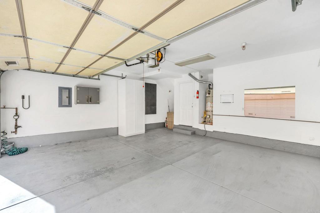 1295 Blue Jean Way 2