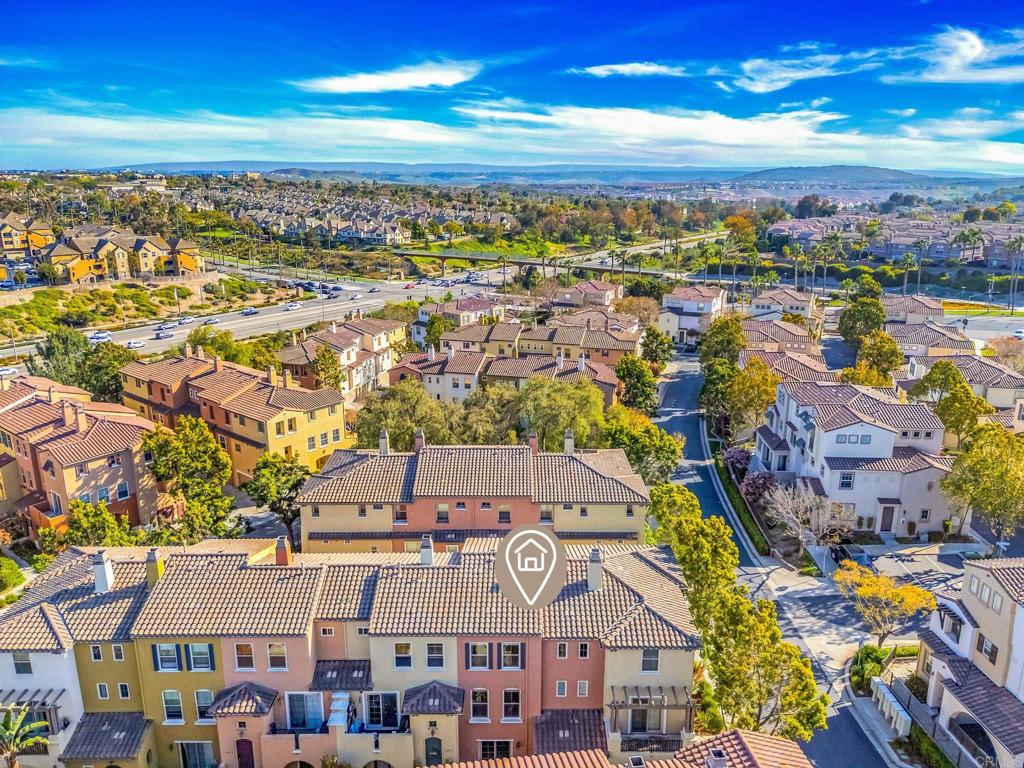 1295 Blue Jean Way 2