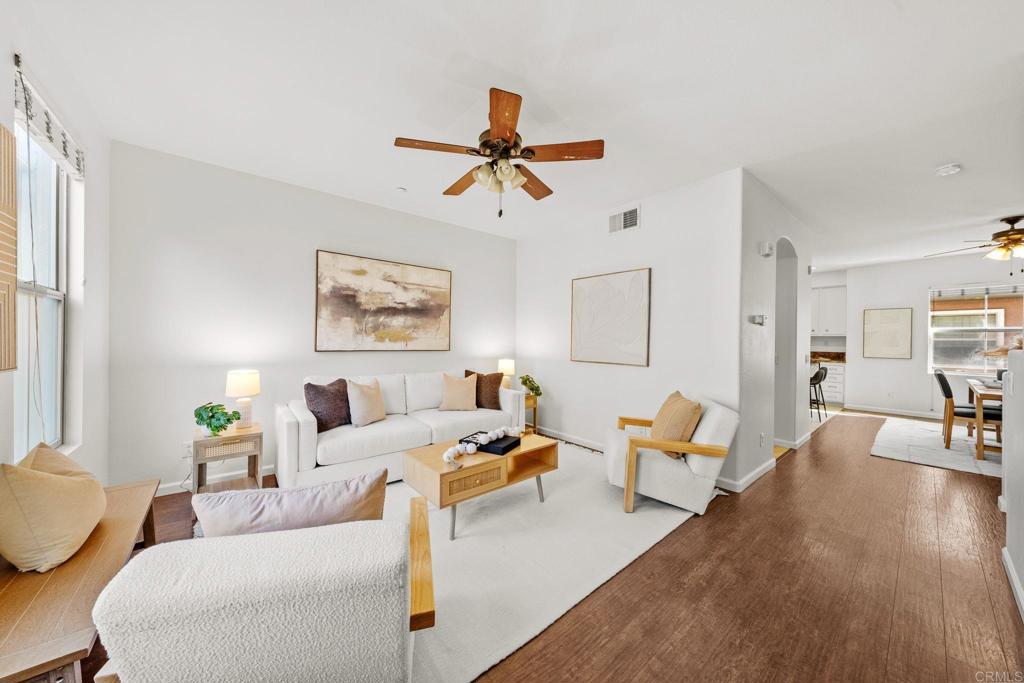 1295 Blue Jean Way 2