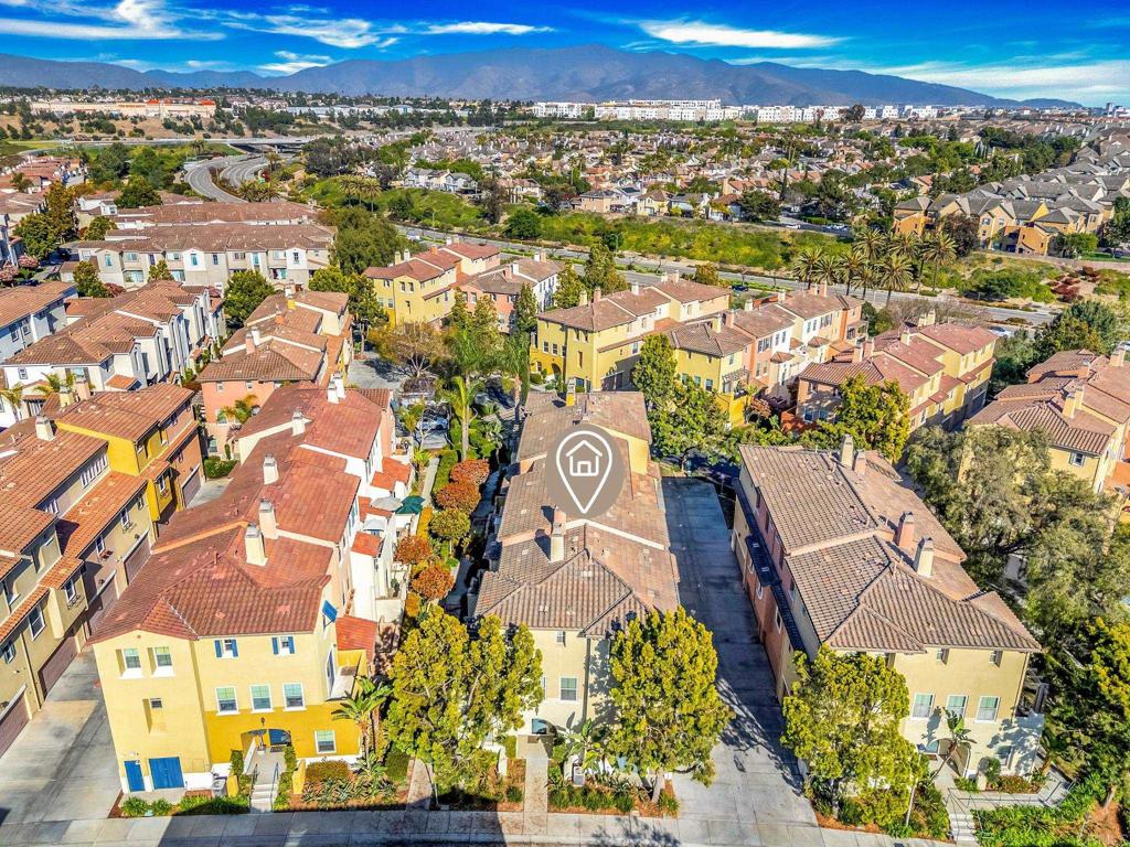 1295 Blue Jean Way 2