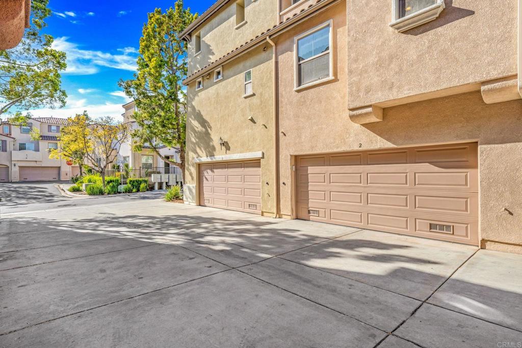 1295 Blue Jean Way 2