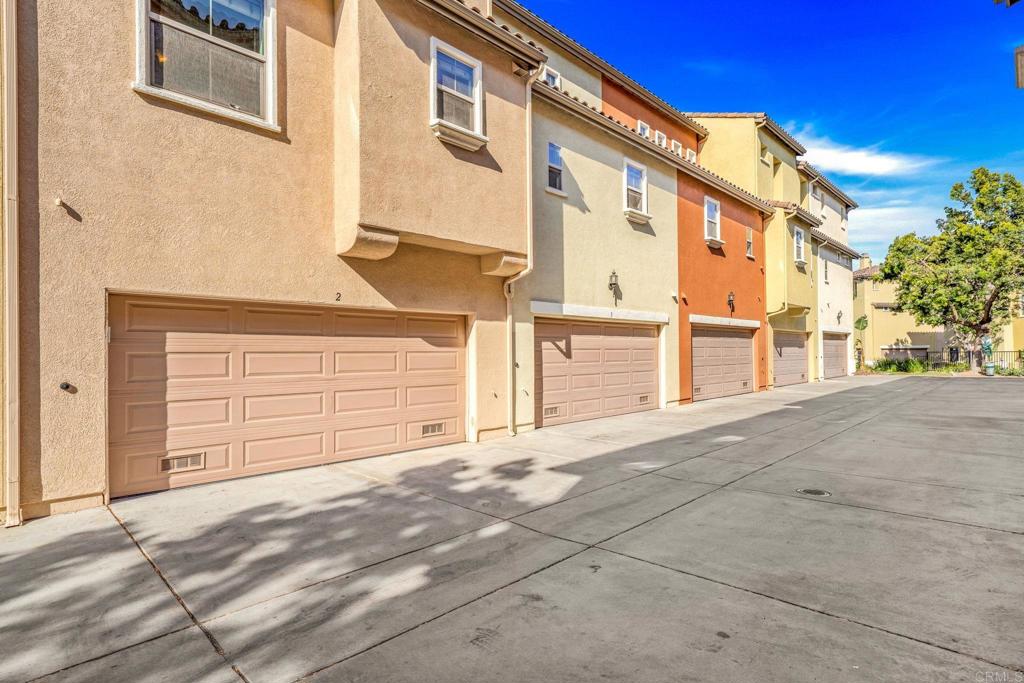 1295 Blue Jean Way 2