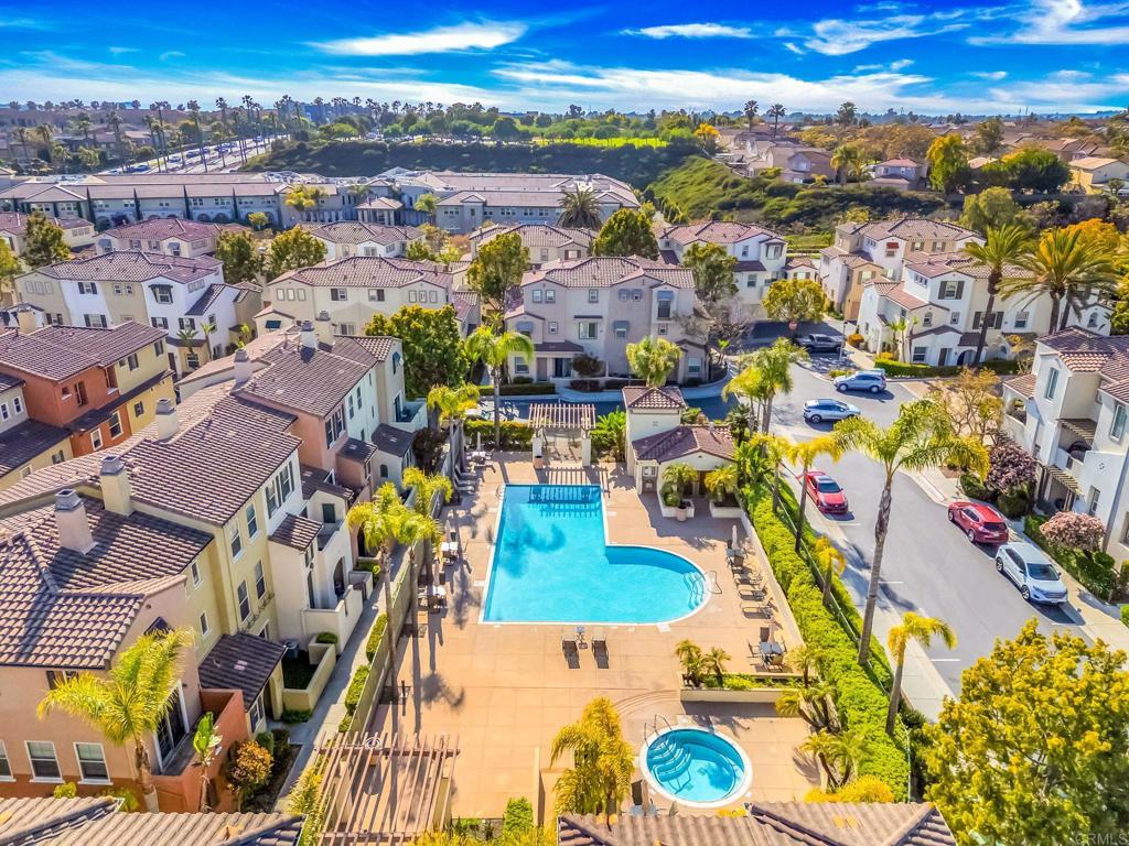 1295 Blue Jean Way 2