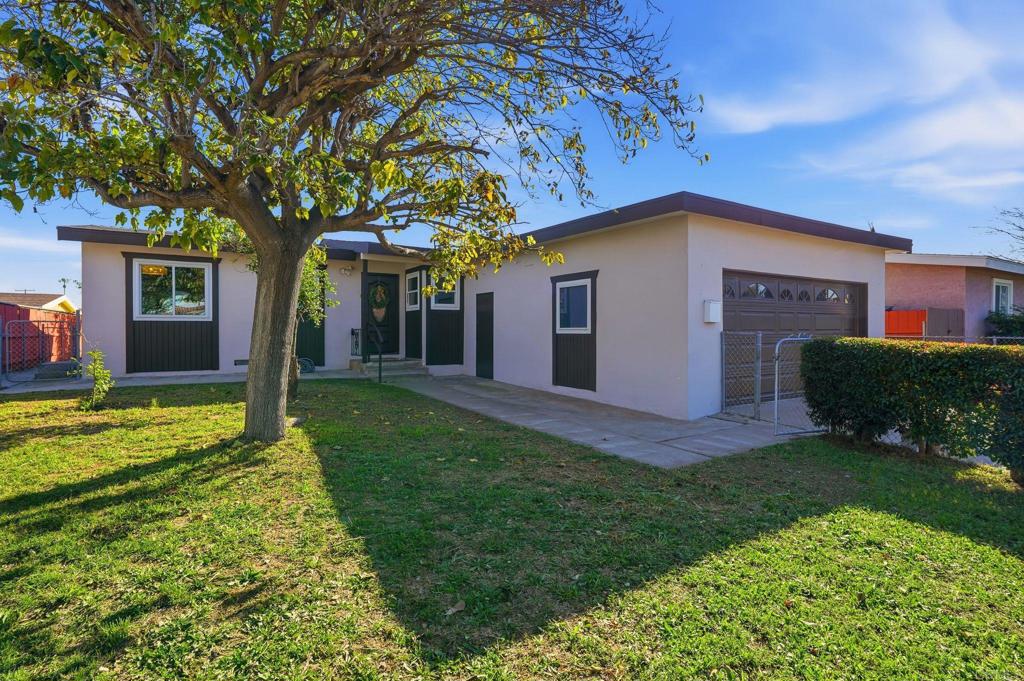 1441 Green Bay Street