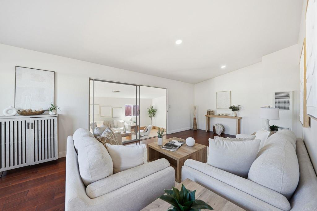 1441 Green Bay Street