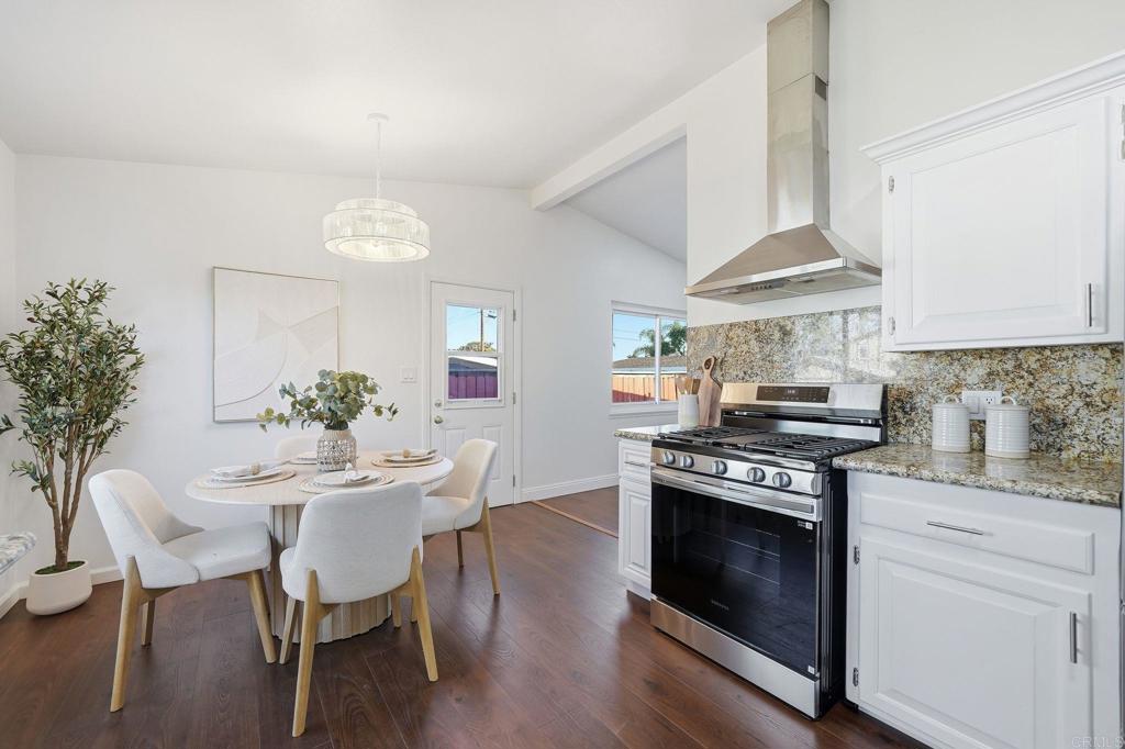 1441 Green Bay Street