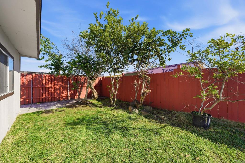 1441 Green Bay Street