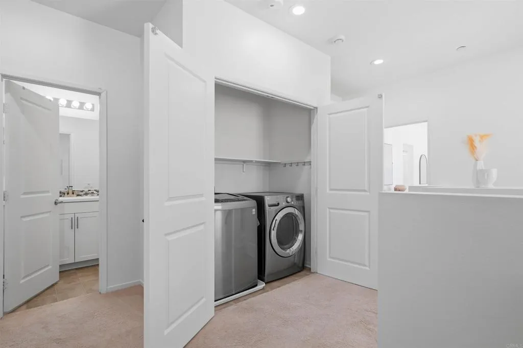 5425 San Robert