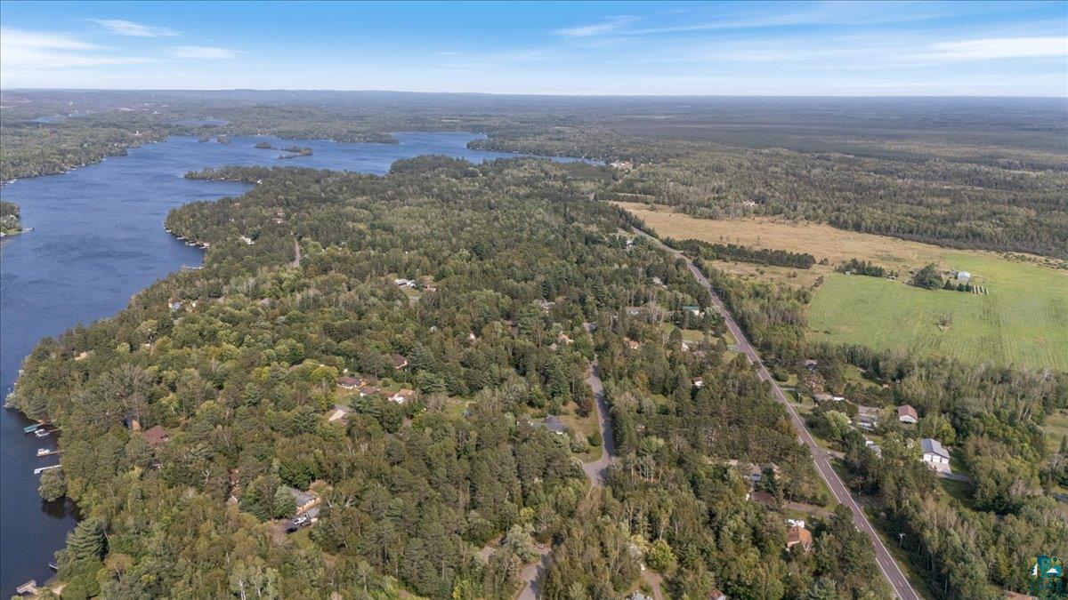 4401 Lakeside Dr