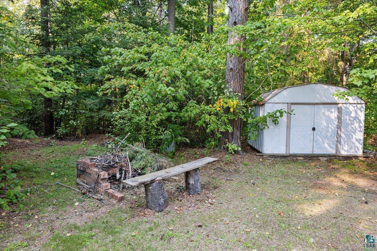 4401 Lakeside Dr