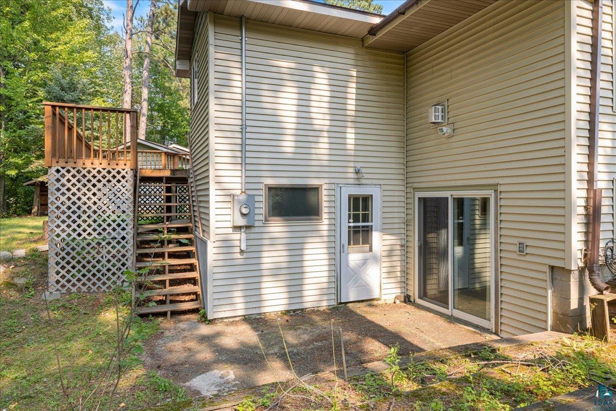 4401 Lakeside Dr