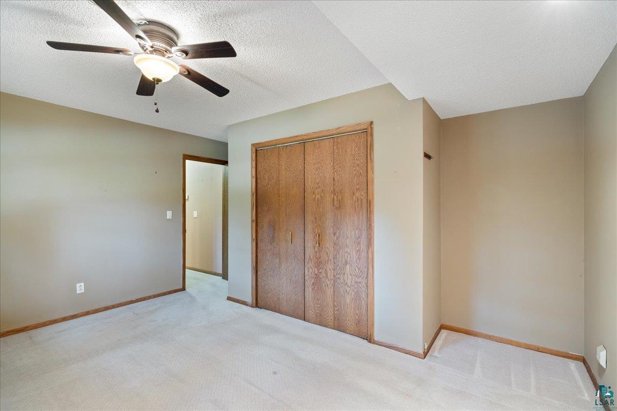 4401 Lakeside Dr