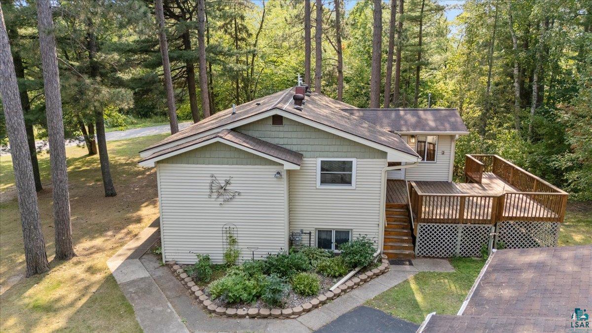 4401 Lakeside Dr