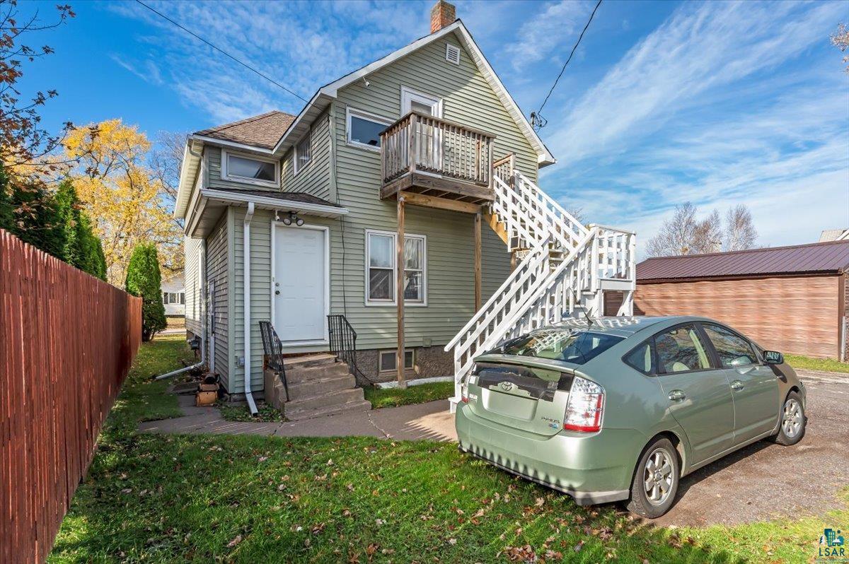 912 Clough Ave
