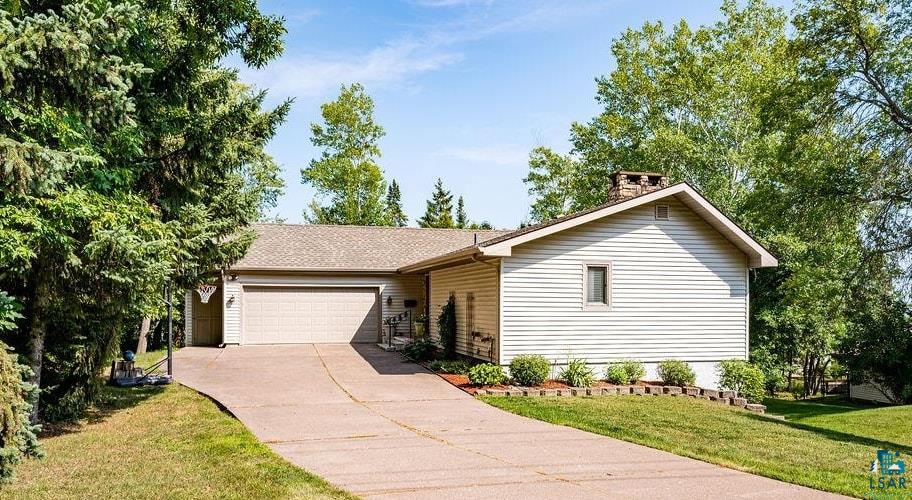 736 Ridgewood Rd