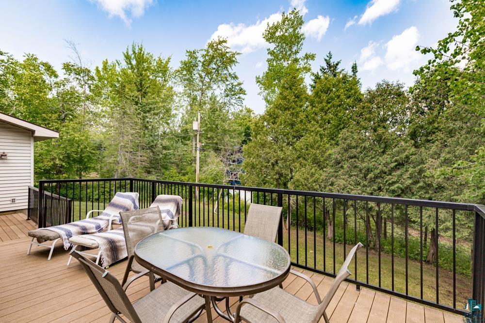 736 Ridgewood Rd