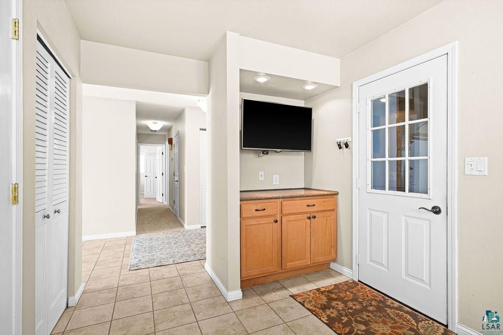 736 Ridgewood Rd