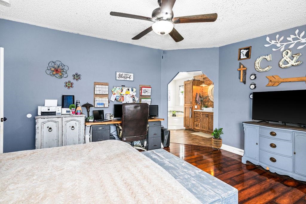 2541 County Rd 4