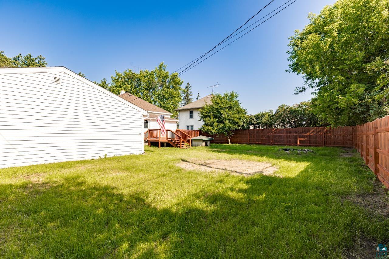 334 Lake Ave