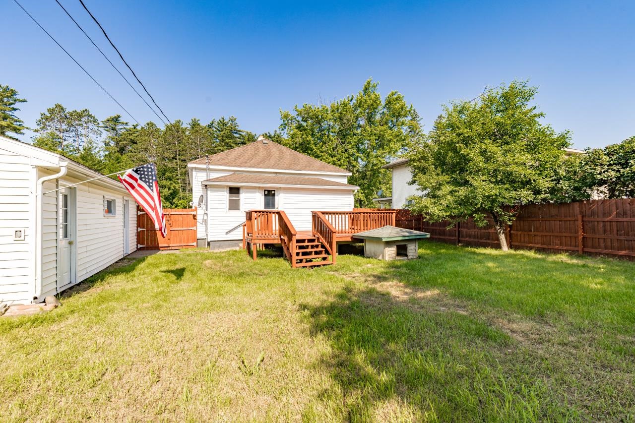 334 Lake Ave