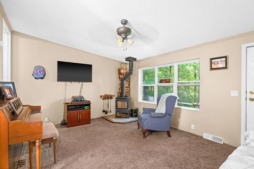 3681 Bayview Dr