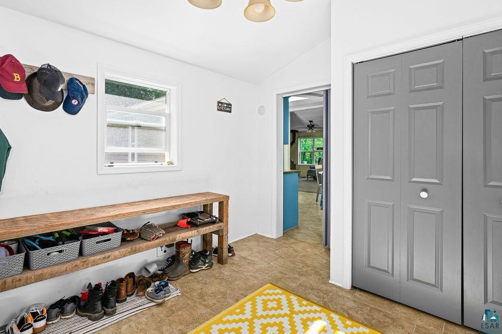 3681 Bayview Dr