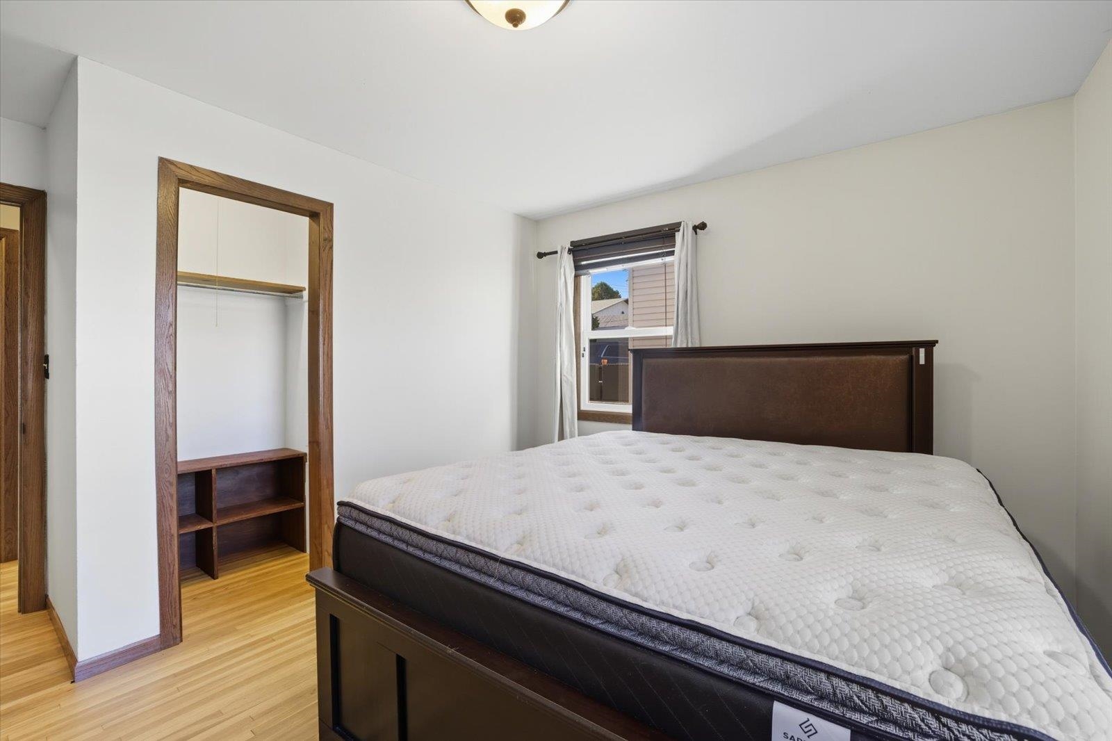 328 Walnut Ave