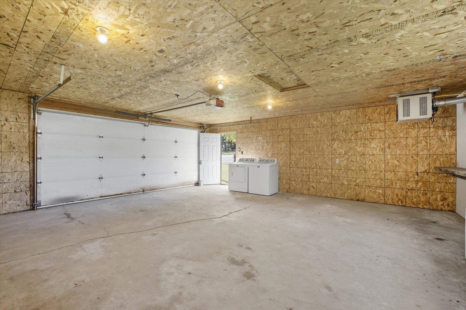 328 Walnut Ave
