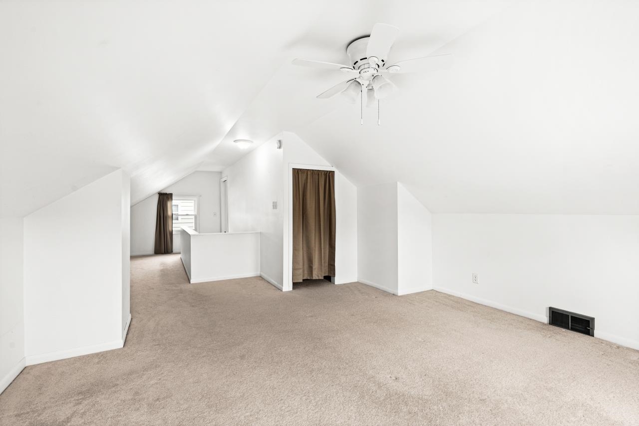 413 W Owatonna St