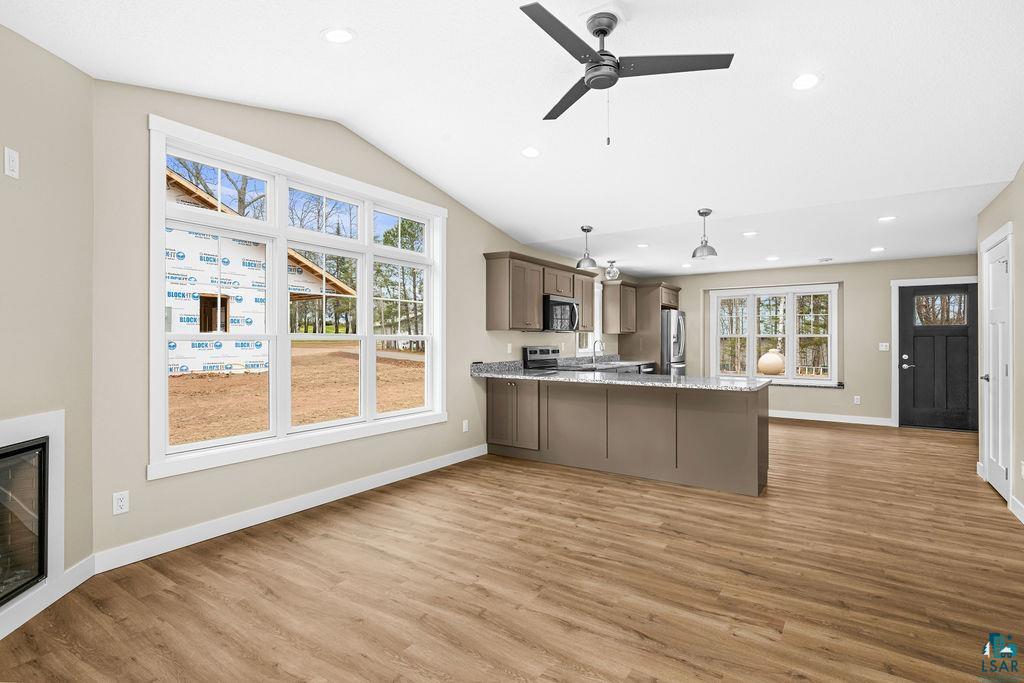 3136 Maple Dr Unit: 3136