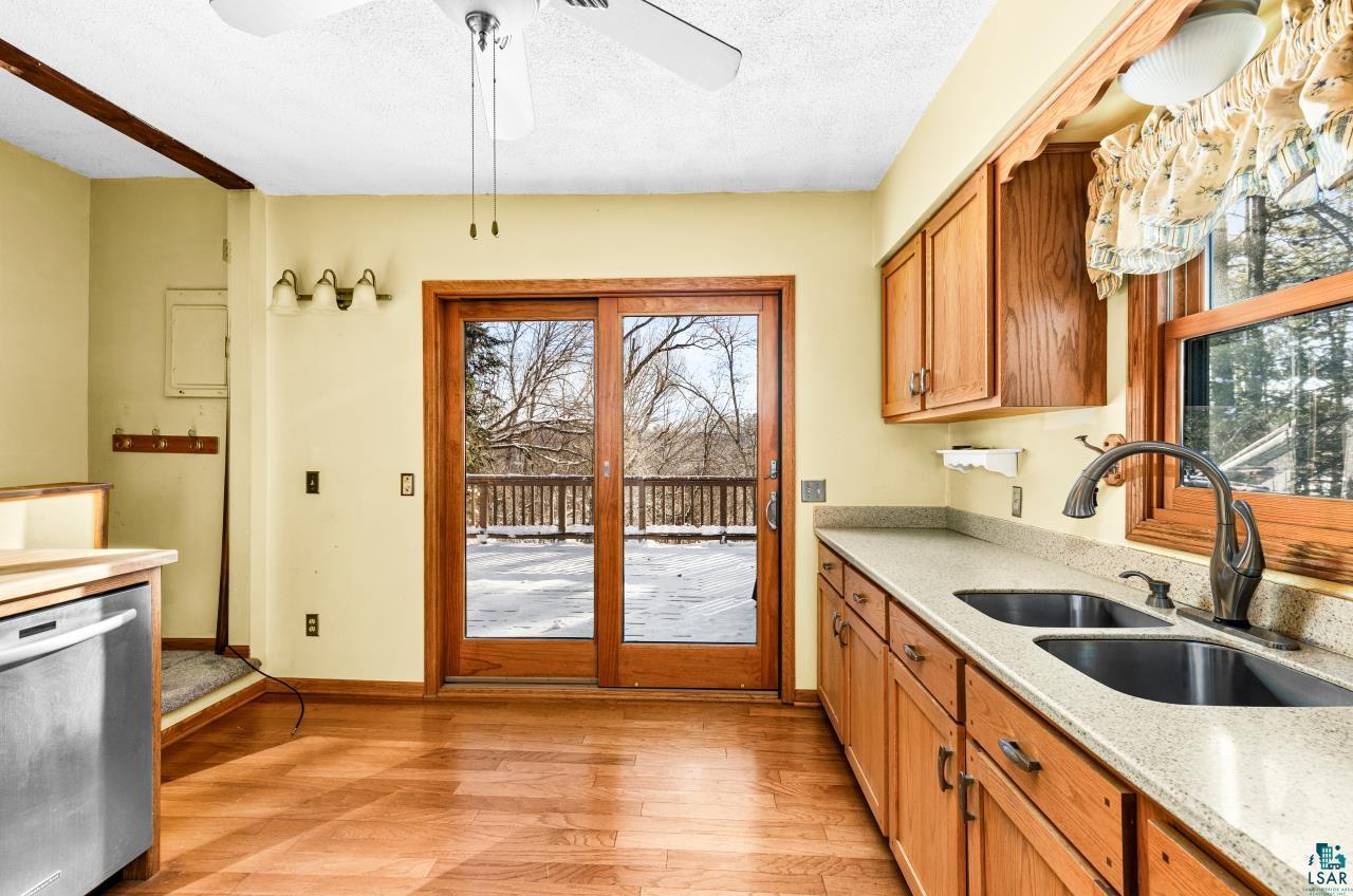 302 River Bluff Ave