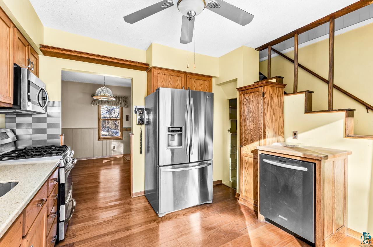 302 River Bluff Ave