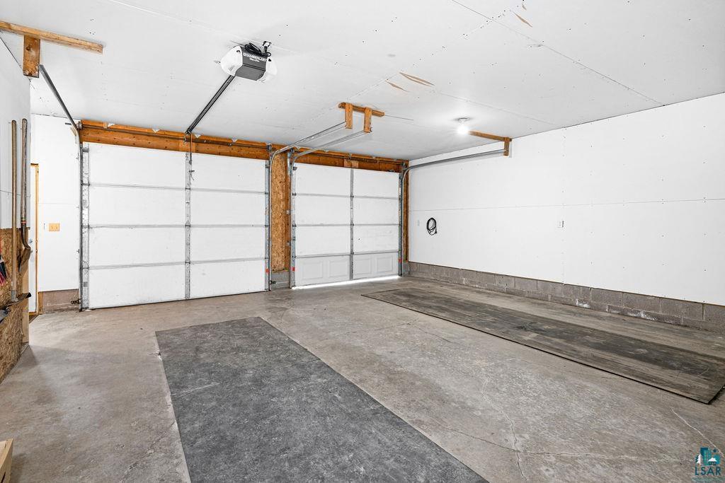 2530 Bear Valley Dr