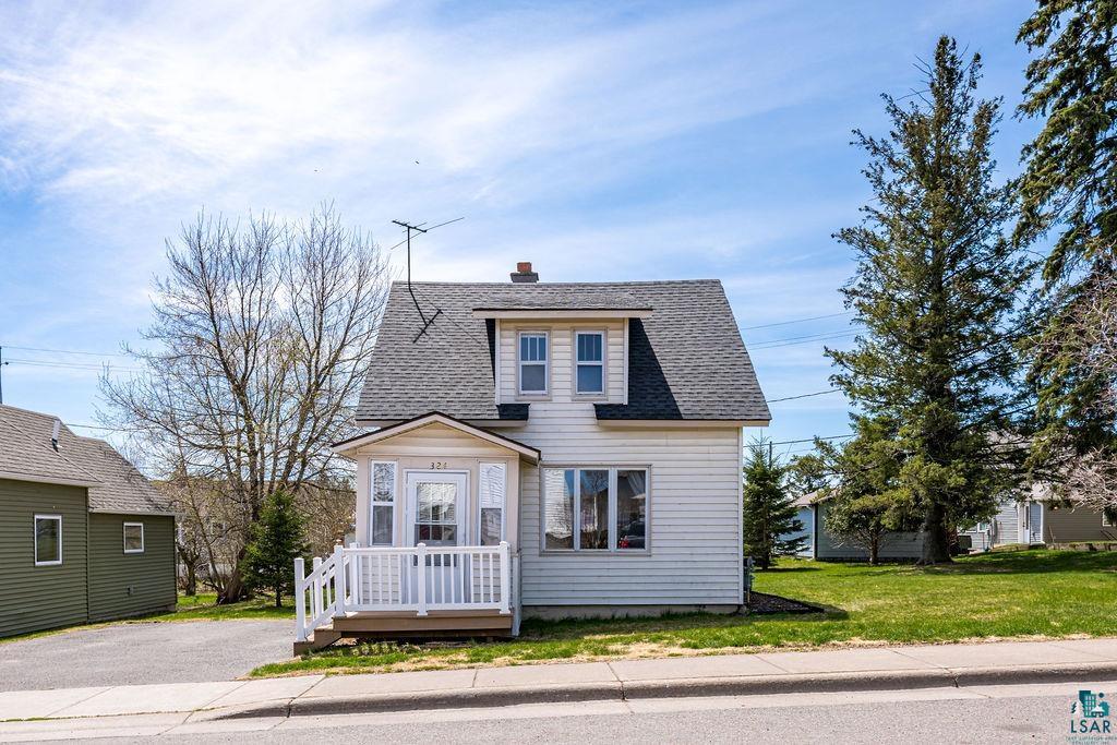 324 Chestnut Ave