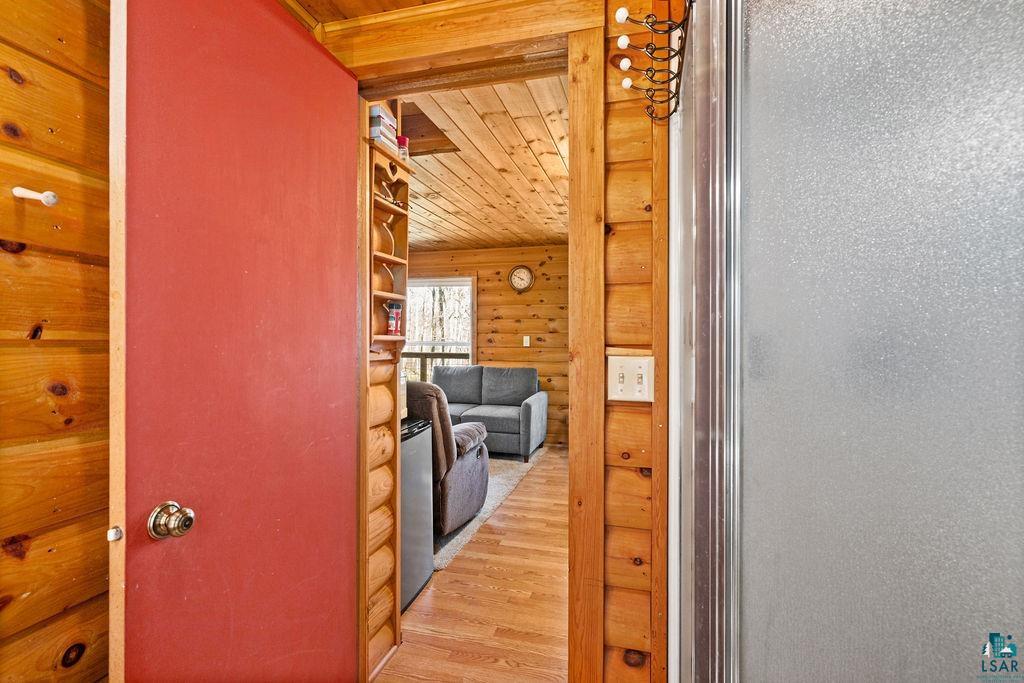 20663 Hardwood Loop