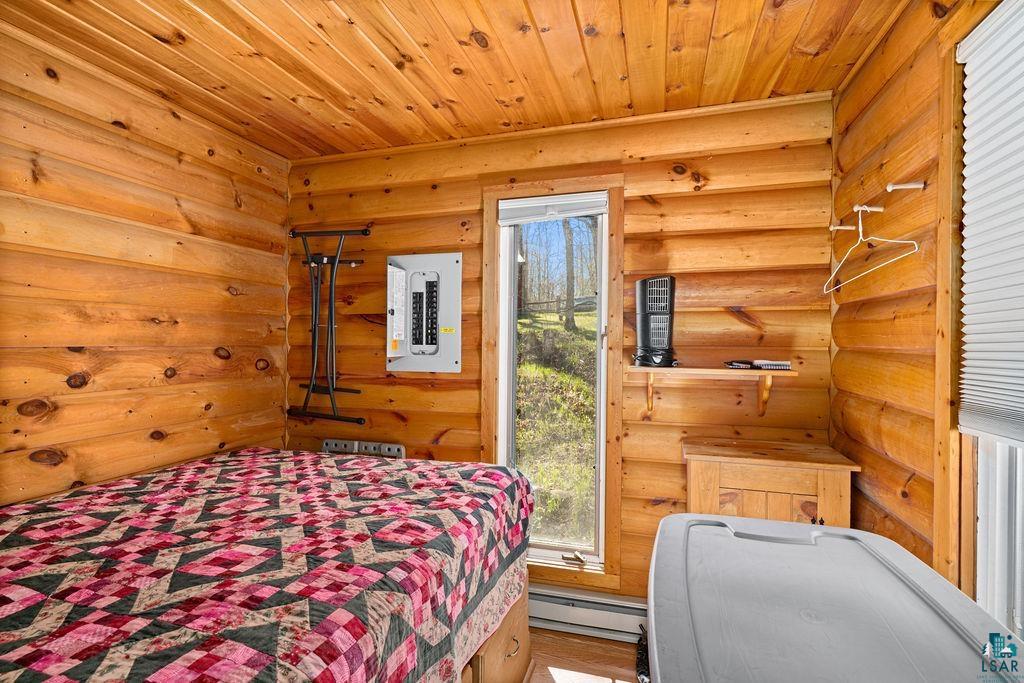 20663 Hardwood Loop
