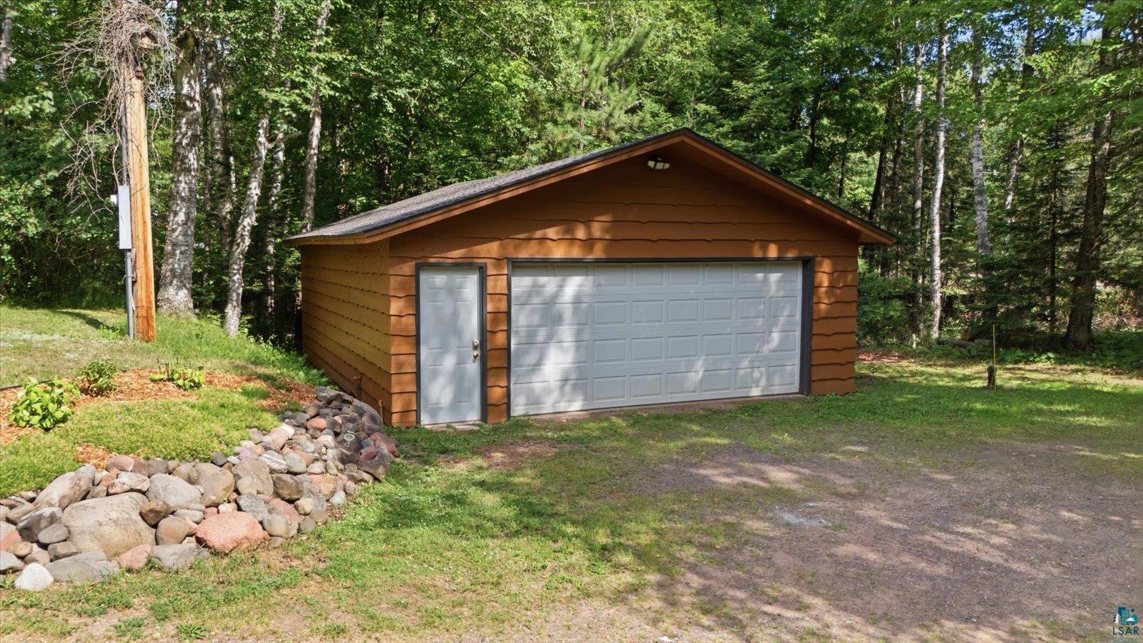 6377 Bergstrom Rd