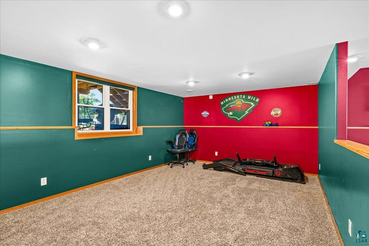 1425 98th Ave W