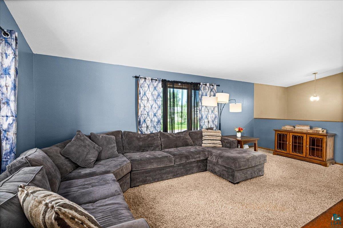 1425 98th Ave W